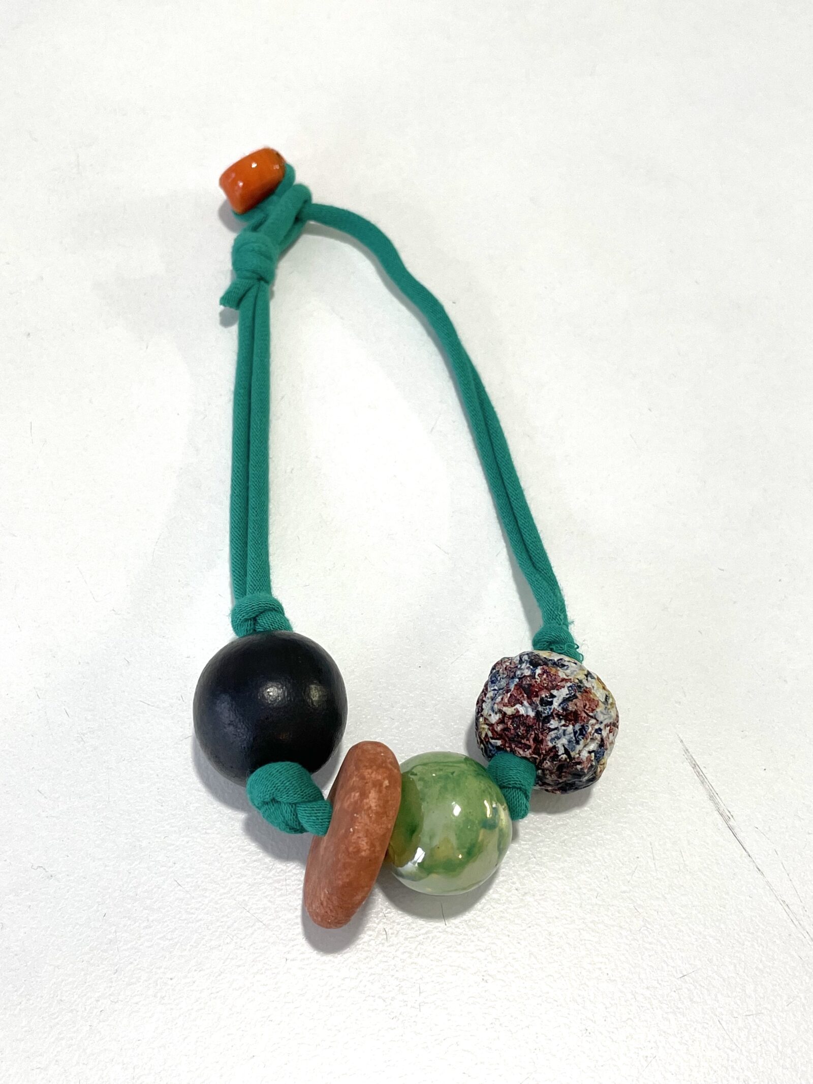 necklace beads crystal