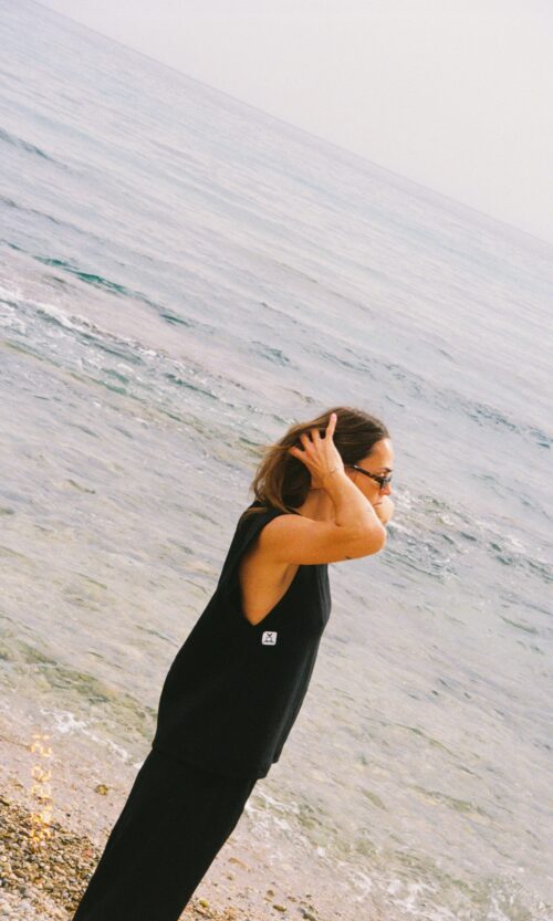 back to black sleeveless top blameyourdaze
